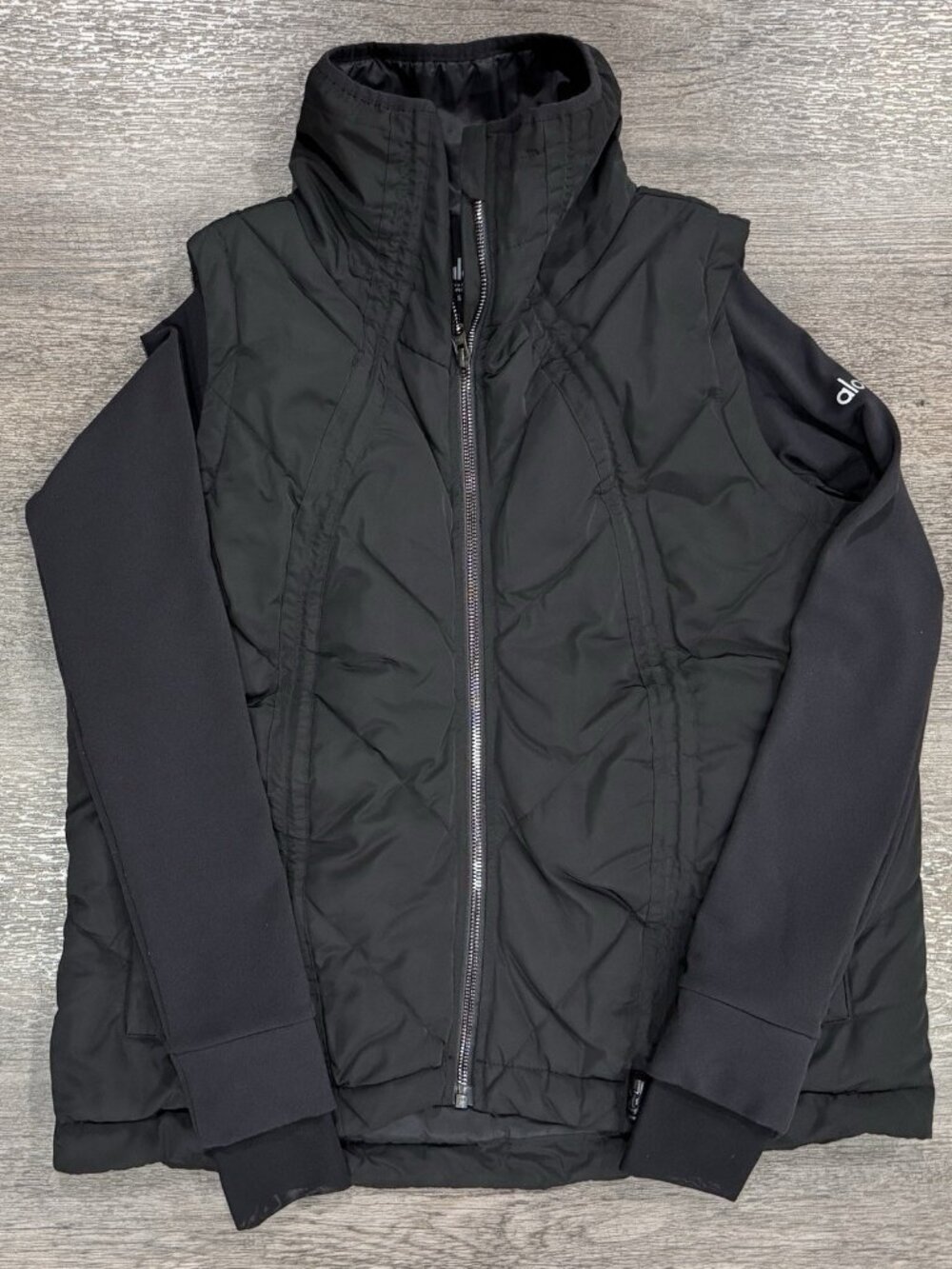 Alo Yoga Jacket Womens Size Small Cool Breaker Black Quilted Puffer